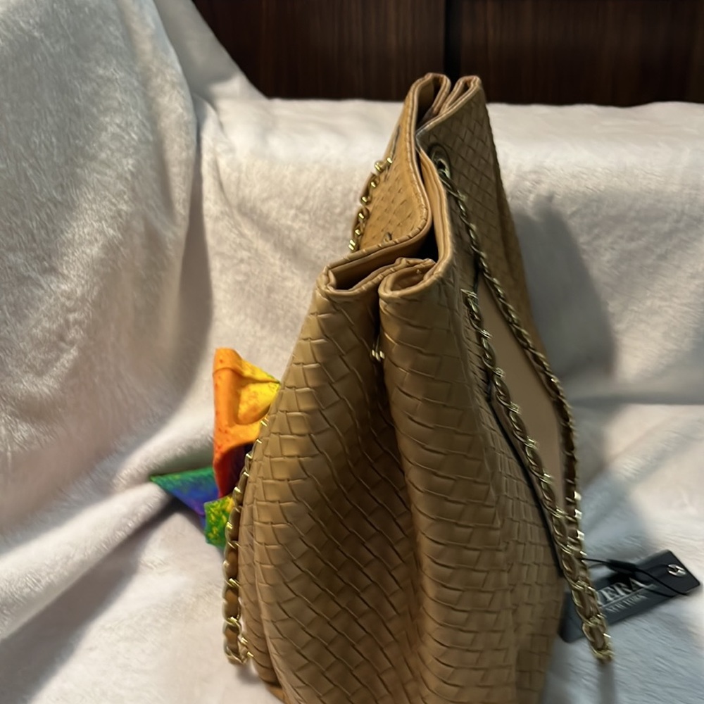 ๐๐BNWT VERA BASKET WEAVE PURSE - Picture 2 of 9